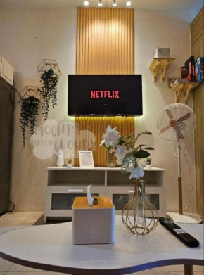 Fun & Cozy Stay Near Airport with Games & Karaoke